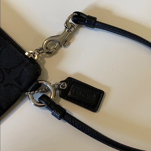 Coach small wristlet - Picture 5 of 8